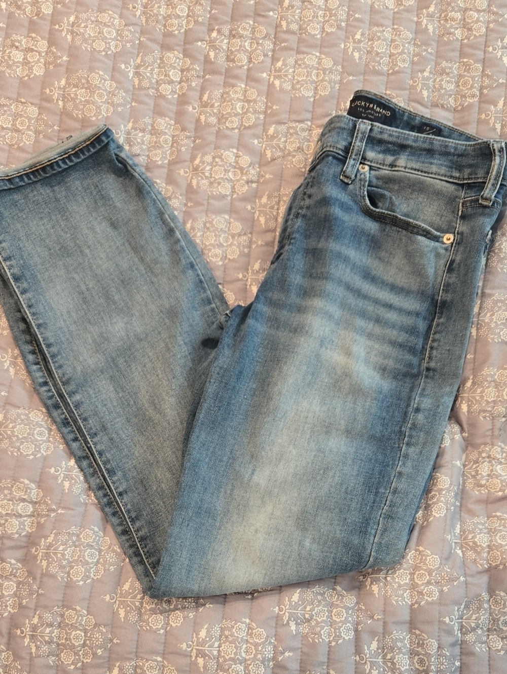 Lucky Brand Men’s Medium Blue Slim Straight Jeans